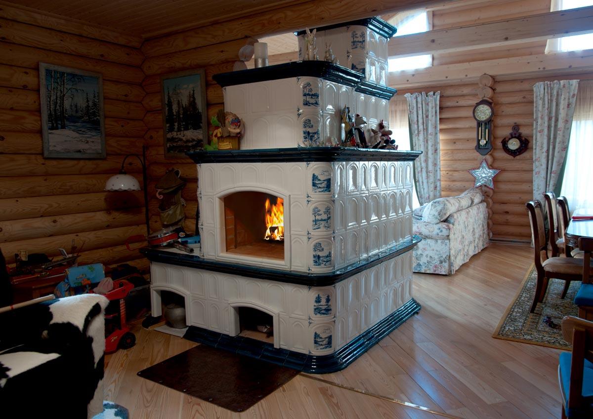 Русская печь в деревянном доме фото